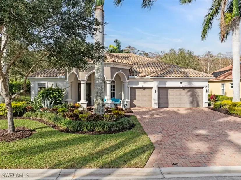 Picture of 10023 Escambia Bay Ct, Naples FL 34120