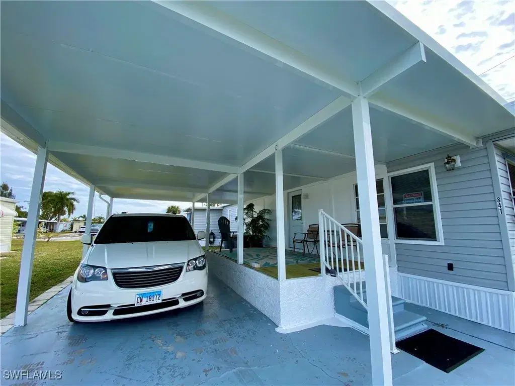 Picture of 841 Winterest Dr, North Fort Myers, FL 33917
