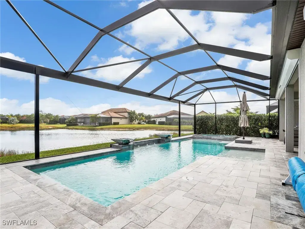 Picture of 14382 Pine Hollow Dr, Estero, FL 33928