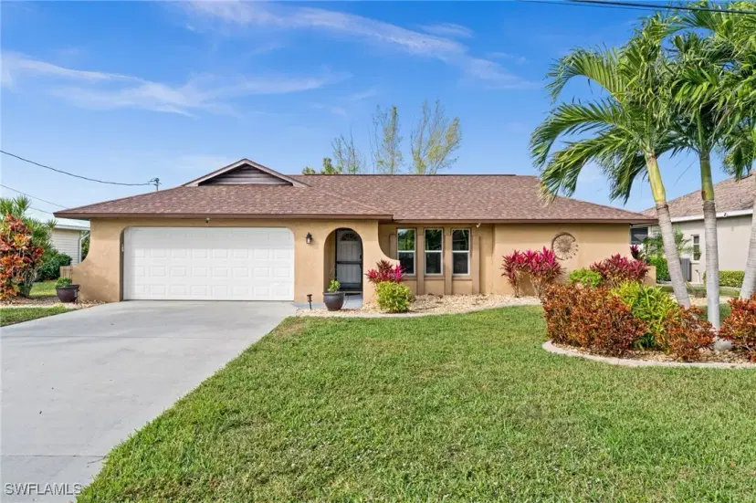 Picture of 3024 SE 5Th Pl, Cape Coral FL 33904