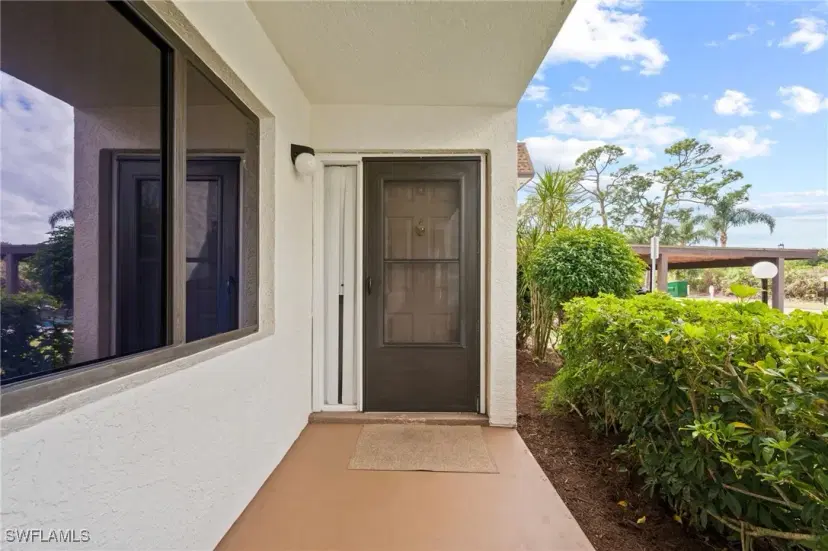Picture of 13663 Mcgregor Village Dr 19, Fort Myers FL 33919