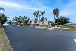Picture of 3421 Winkler Ave 410, Fort Myers, FL 33916