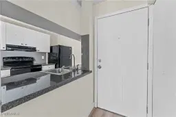 Picture of 3421 Winkler Ave 410, Fort Myers, FL 33916