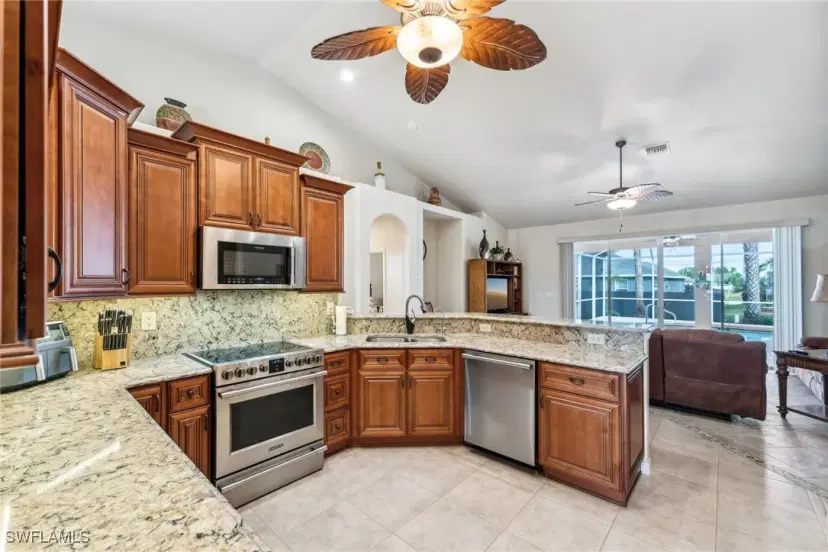Picture of 1501 NW 13Th St, Cape Coral FL 33993