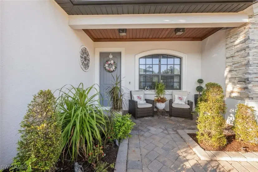 Picture of 2115 Antigua Ln, Naples FL 34120