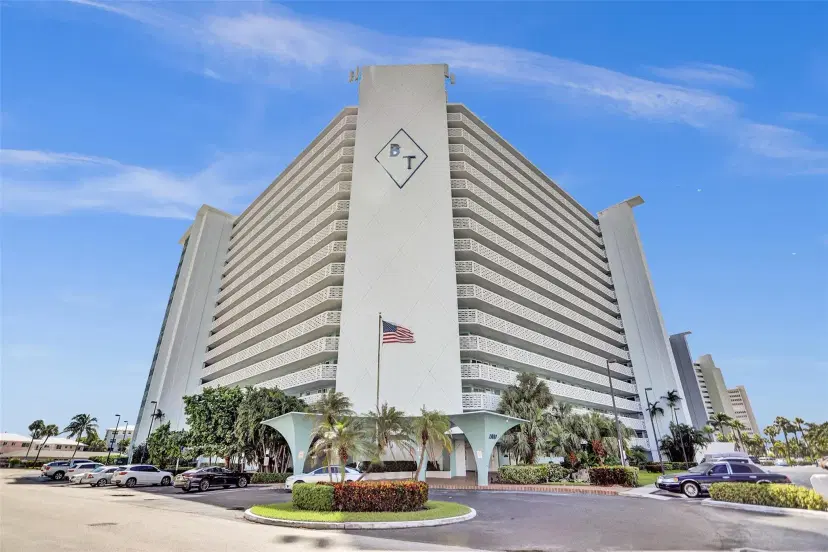 Picture of 1900 S Ocean Dr 301, Fort Lauderdale FL 33316