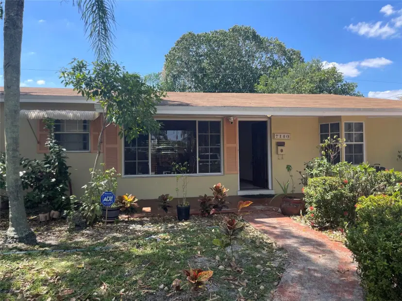 Picture of 7140 Fillmore St, Hollywood FL 33024
