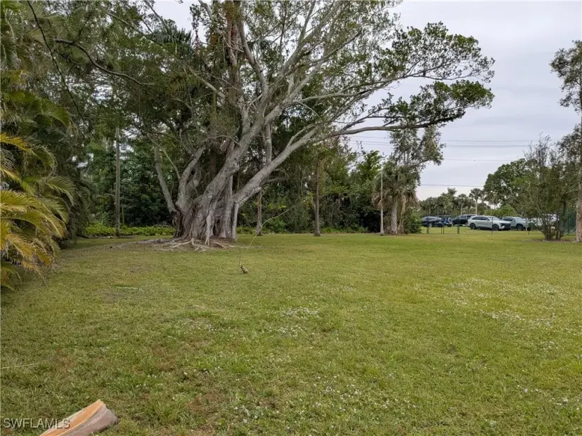 Picture of 6759 Winkler Rd, Fort Myers FL 33919