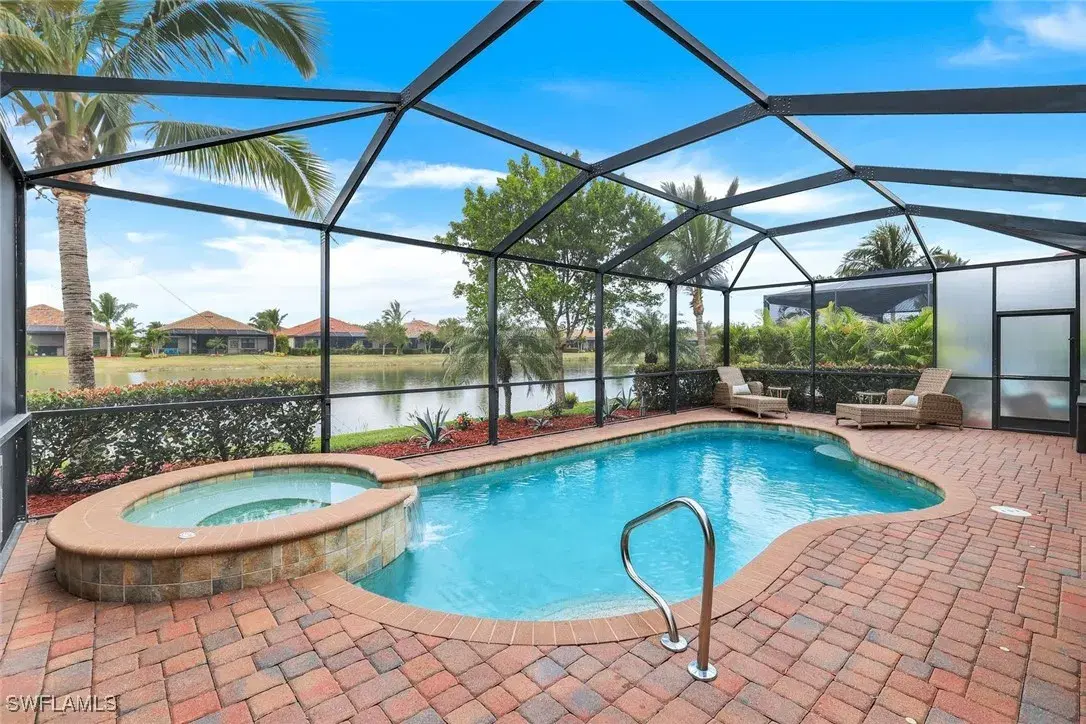 Picture of 28062 Edenderry Ct, Bonita Springs, FL 34135