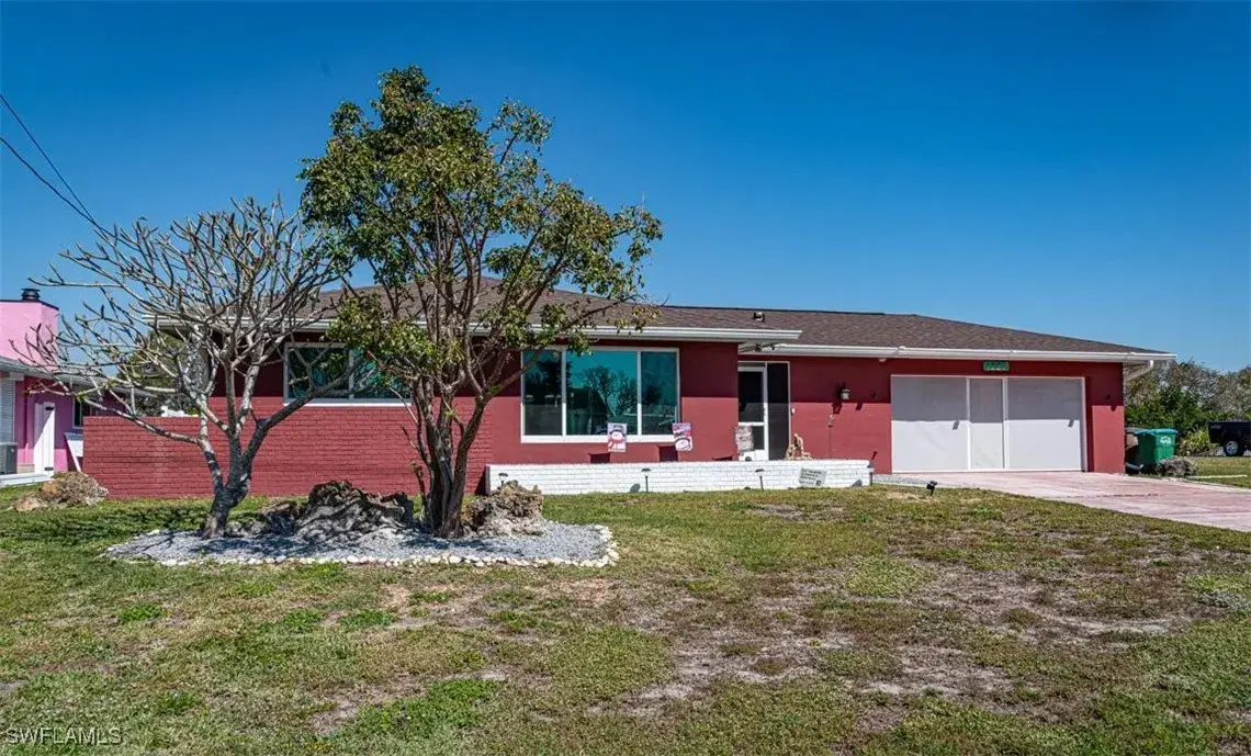 Picture of 1227 Everest Pkwy, Cape Coral, FL 33904