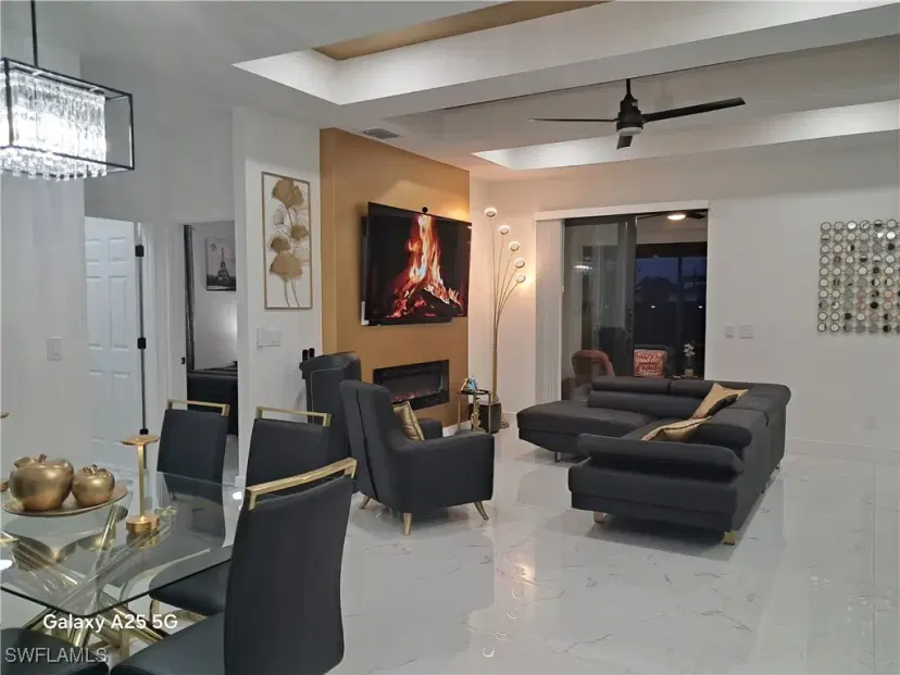 Picture of 420 Chiquita Blvd N, Cape Coral FL 33993