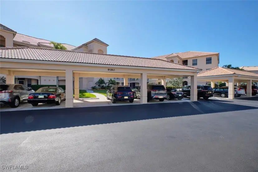 Picture of 9180 Southmont Cv 105, Fort Myers FL 33908