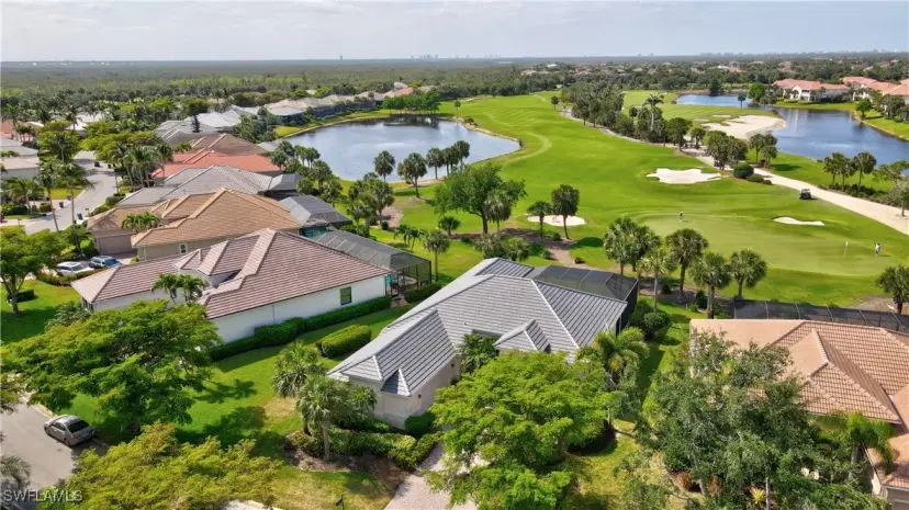 Picture of 8865 New Castle Dr, Fort Myers FL 33908