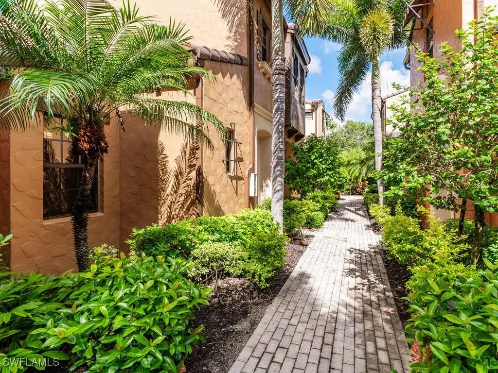 Picture of 8957 Malibu St 5, Naples, FL 34113