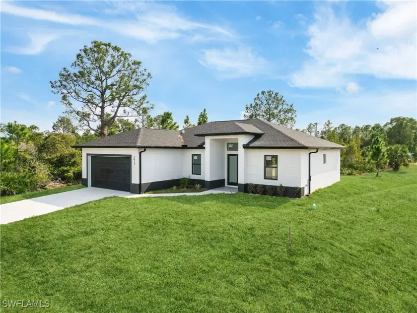 Picture of 2911 37Th St W, Lehigh Acres FL 33972