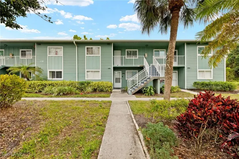 Picture of 136 Cypress Way E 507, Naples FL 34110