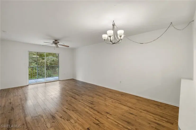 Picture of 136 Cypress Way E 507, Naples FL 34110