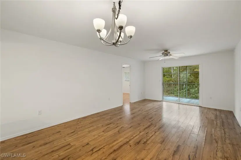 Picture of 136 Cypress Way E 507, Naples FL 34110