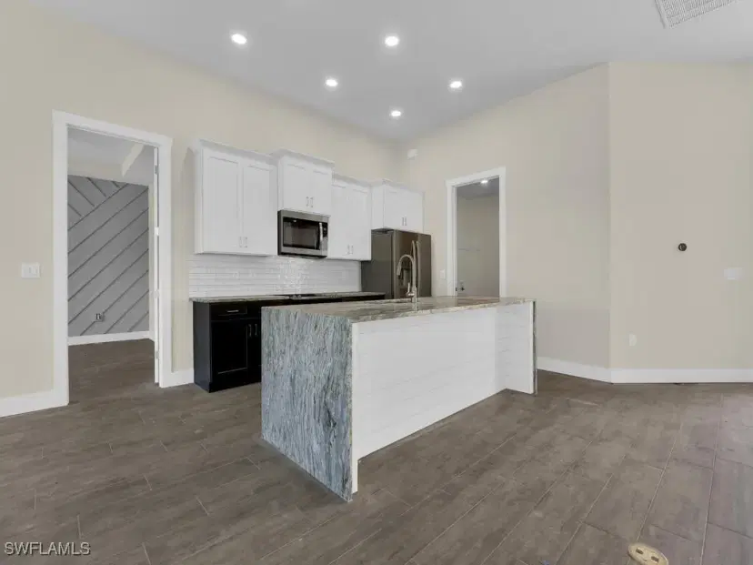 Picture of 4116 NE 21St Pl, Cape Coral FL 33909