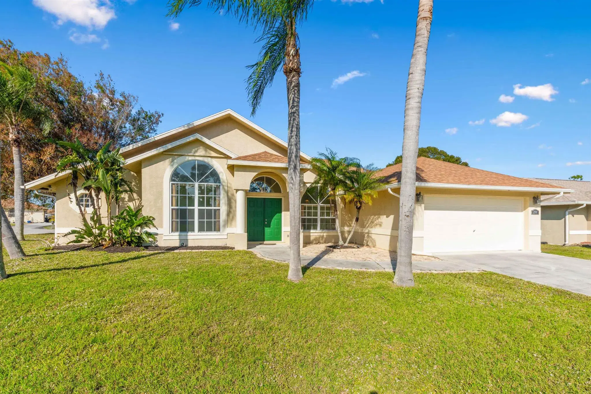 Picture of 231 SE Crosspoint Drive, Port St Lucie, FL 34983