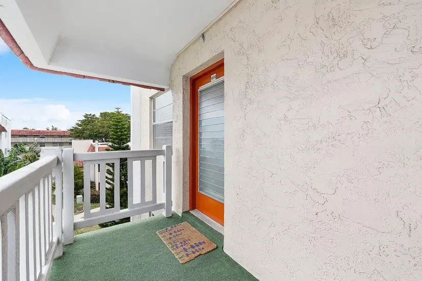 Picture of 3551 Inverrary Dr 404, Lauderhill FL 33319