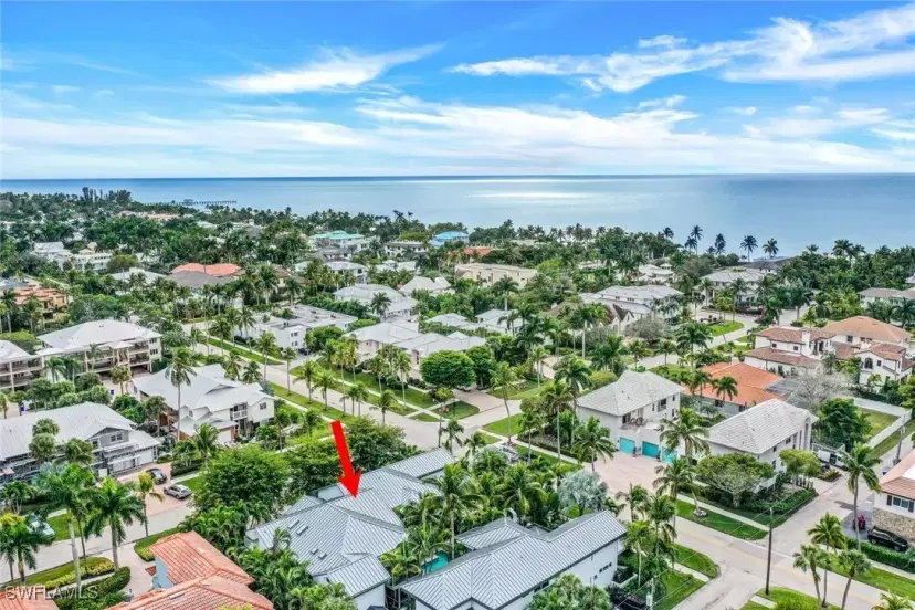 Picture of 359 2Nd St S, Naples FL 34102