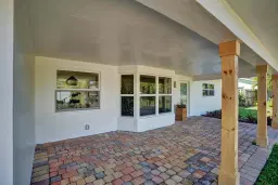 Picture of 530 Kingbird Circle, Delray Beach, FL 33444