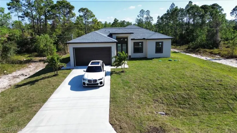 Picture of 719 Fullerton Ave S, Lehigh Acres FL 33974