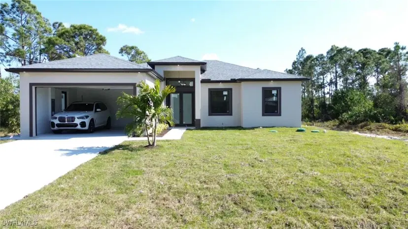 Picture of 719 Fullerton Ave S, Lehigh Acres FL 33974