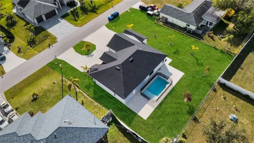 Picture of 423 NW 6Th Ter, Cape Coral FL 33993
