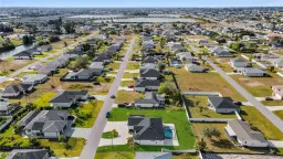 Picture of 423 NW 6Th Ter, Cape Coral, FL 33993