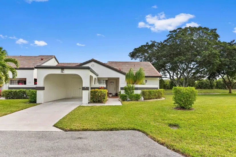 Picture of 5650 Parkwalk Circle E, Boynton Beach FL 33472