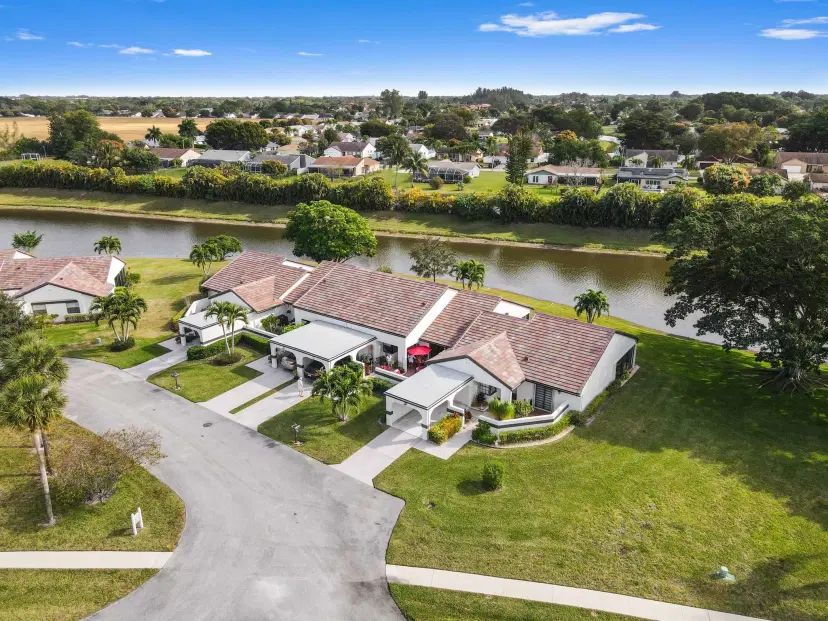 Picture of 5650 Parkwalk Circle E, Boynton Beach FL 33472