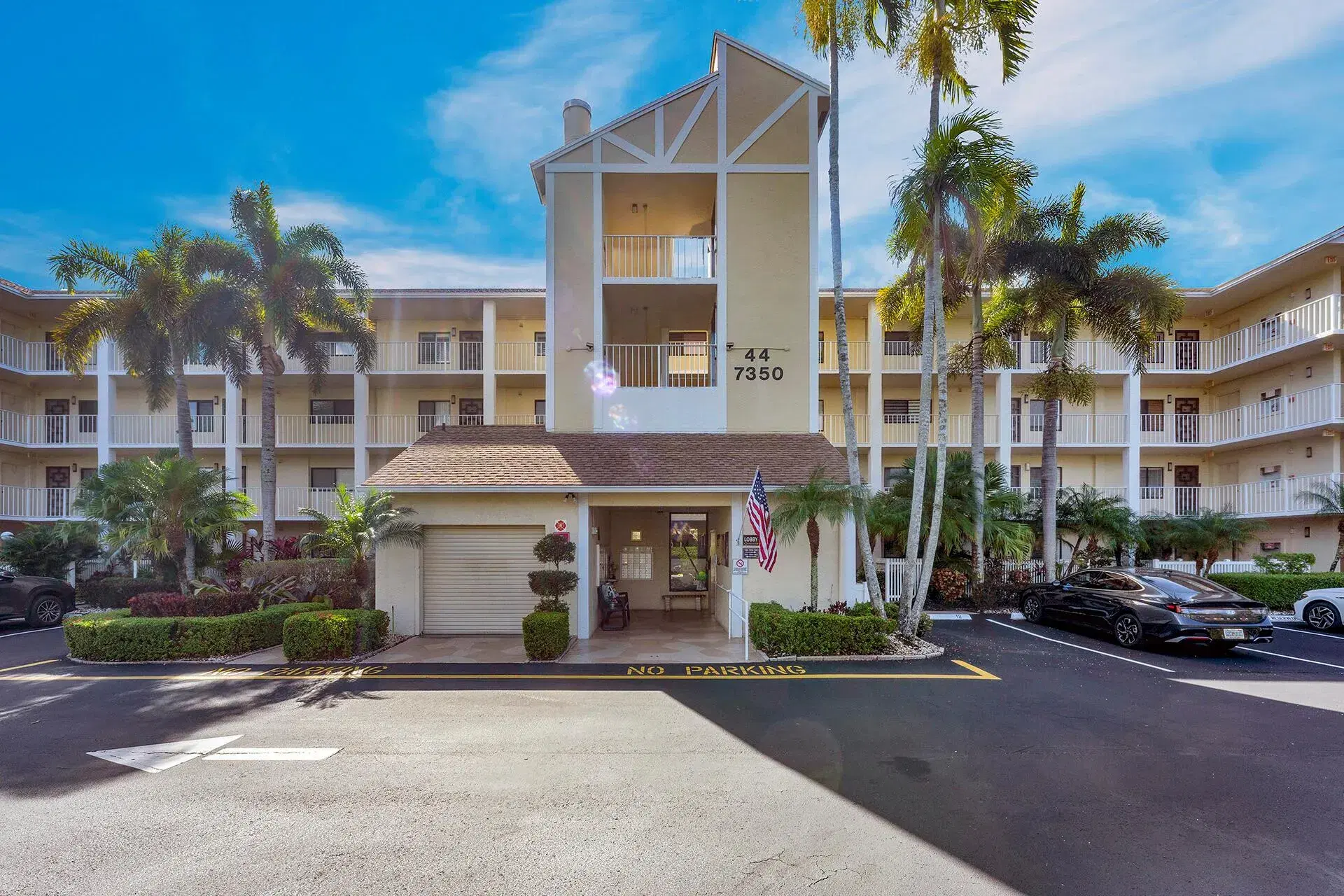 Picture of 7350 Kinghurst Drive 402, Delray Beach, FL 33446