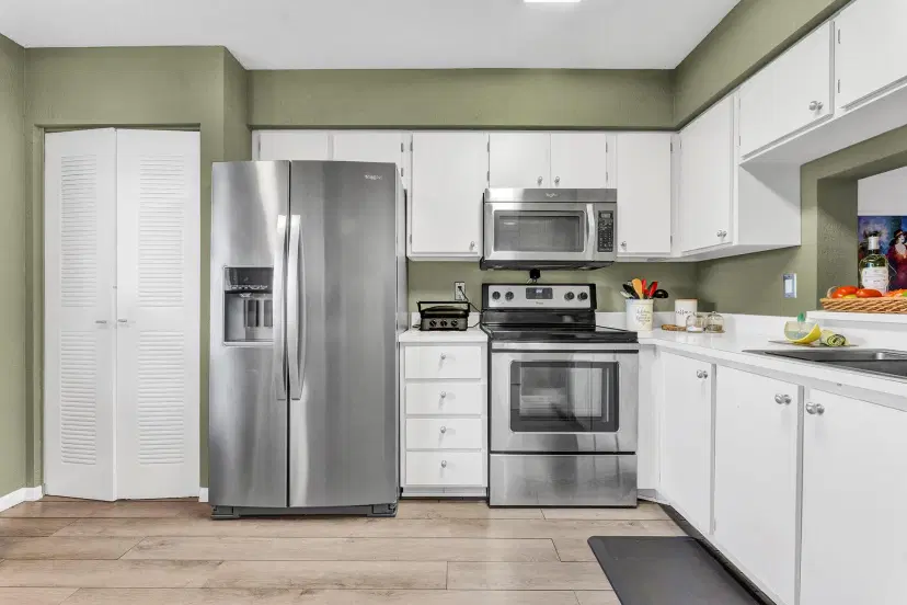 Picture of 7350 Kinghurst Drive 402, Delray Beach FL 33446