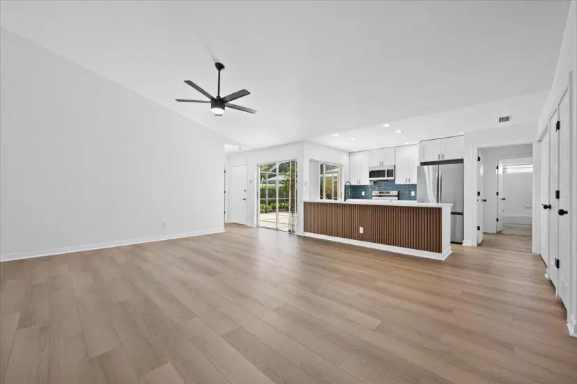 Picture of 2904 Lakemont Court, Palm Beach Gardens FL 33403