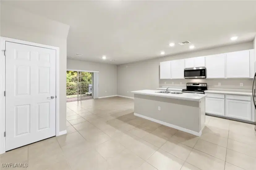 Picture of 15421 Wildflower Cir, Naples FL 34119