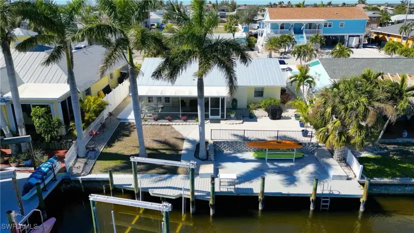 Picture of 12262 Boat Shell Dr, Matlacha Isles FL 33991