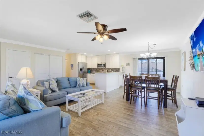 Picture of 864 Swan Dr, Marco Island FL 34145