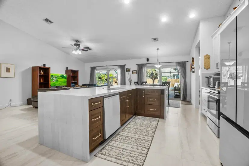 Picture of 9925 NW 52Nd St, Coral Springs FL 33076