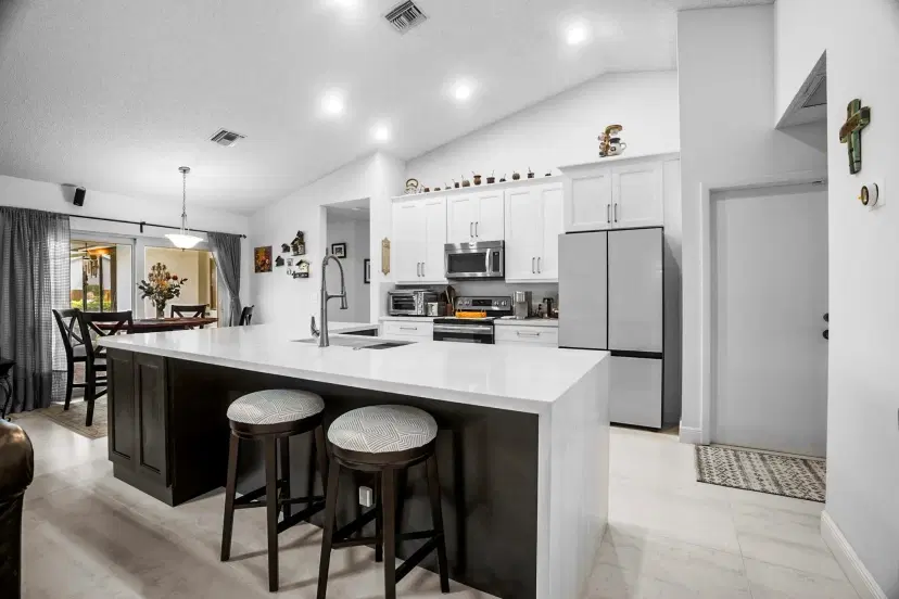 Picture of 9925 NW 52Nd St, Coral Springs FL 33076