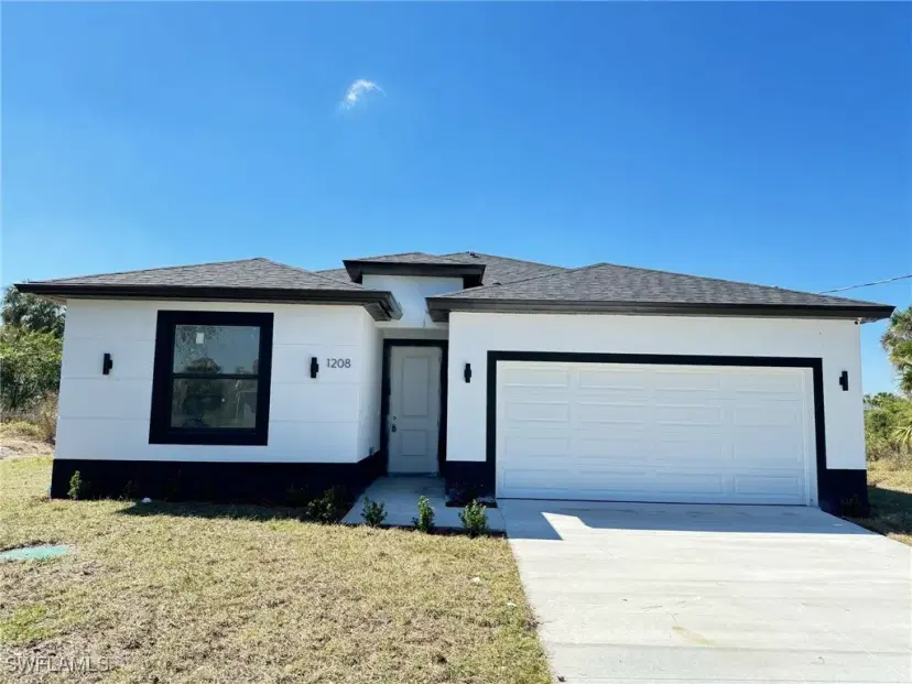 Picture of 1208 Jabara Cir, Labelle FL 33935