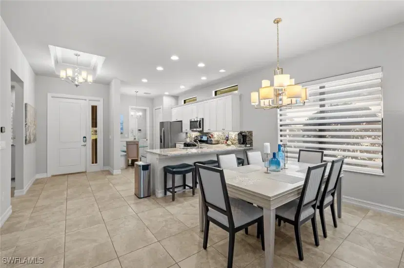 Picture of 8160 Venetian Pointe Dr, Fort Myers FL 33908