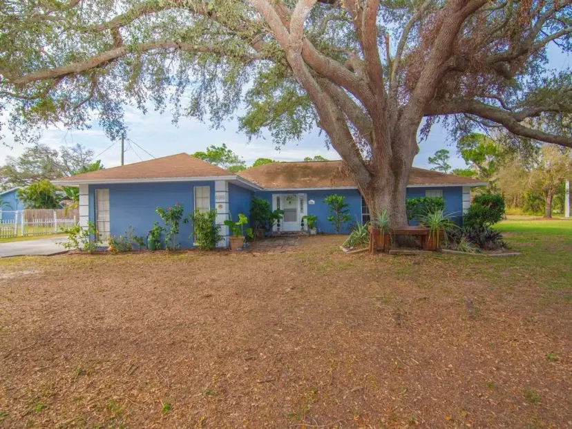 Picture of 2101 13Th Avenue Sw, Vero Beach FL 32962