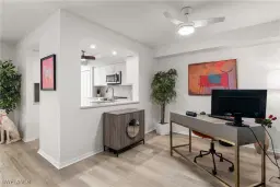 Picture of 7320 Glenmoor Ln 2205, Naples, FL 34104