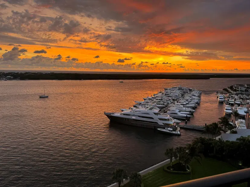 Picture of 124 Lakeshore Drive Ph-28, North Palm Beach FL 33408
