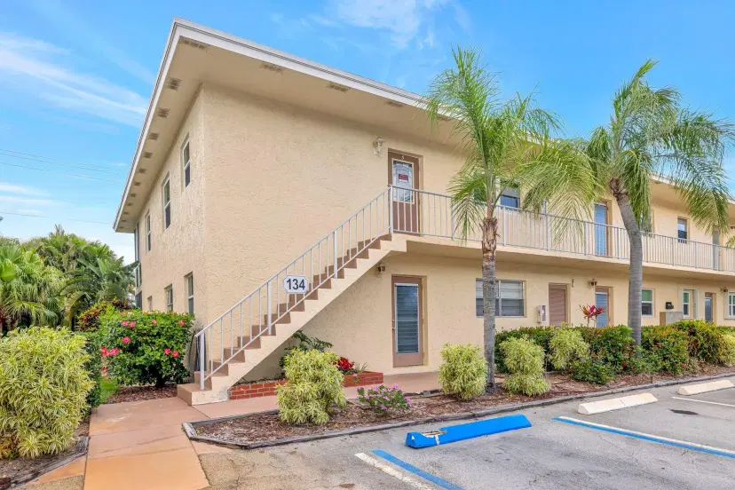 Picture of 2950 SE Ocean Boulevard 134-5, Stuart FL 34996