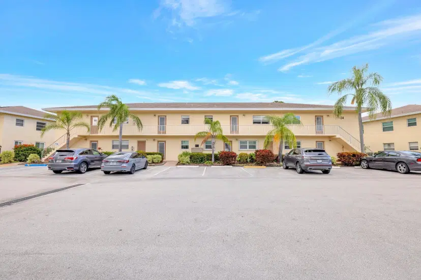 Picture of 2950 SE Ocean Boulevard 134-5, Stuart FL 34996