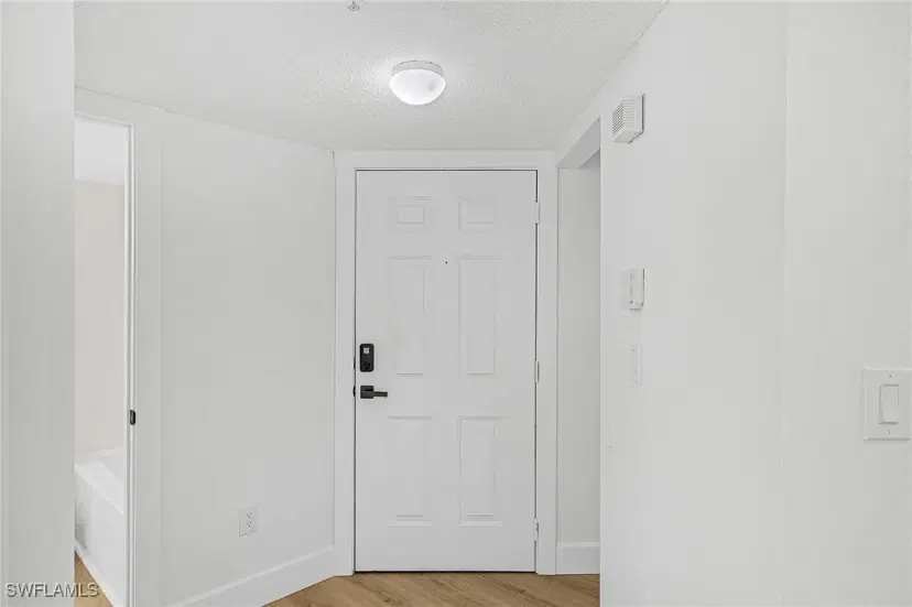 Picture of 8950 Colonnades Ct E 817, Bonita Springs FL 34135