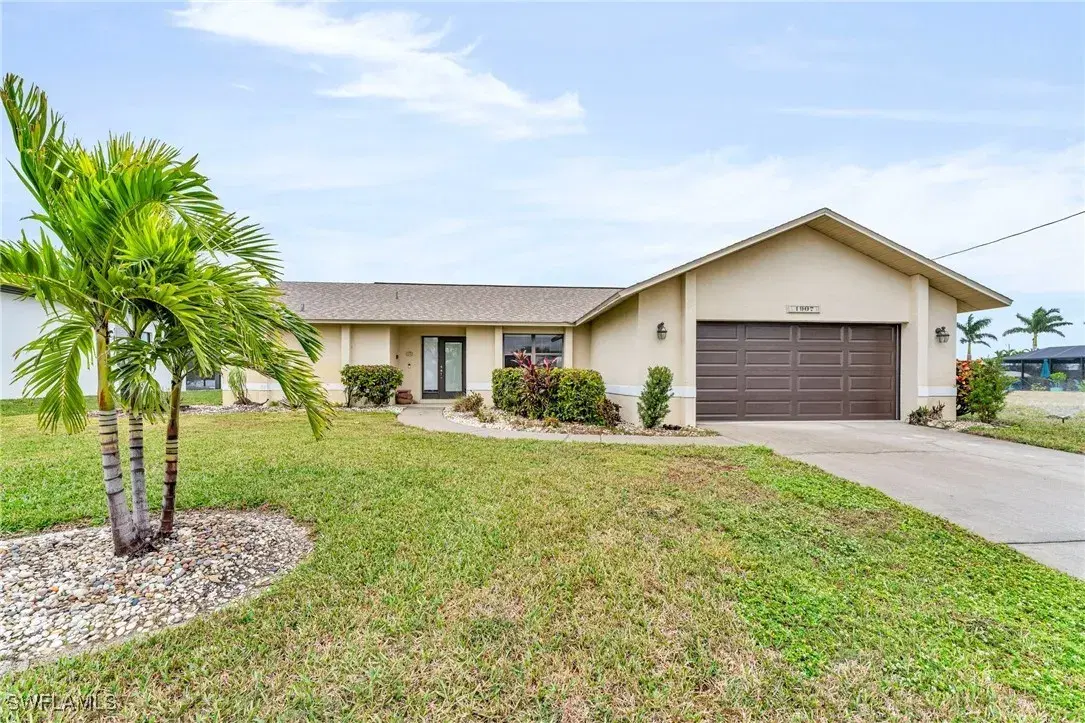 Picture of 1907 SE 10Th St, Cape Coral, FL 33990